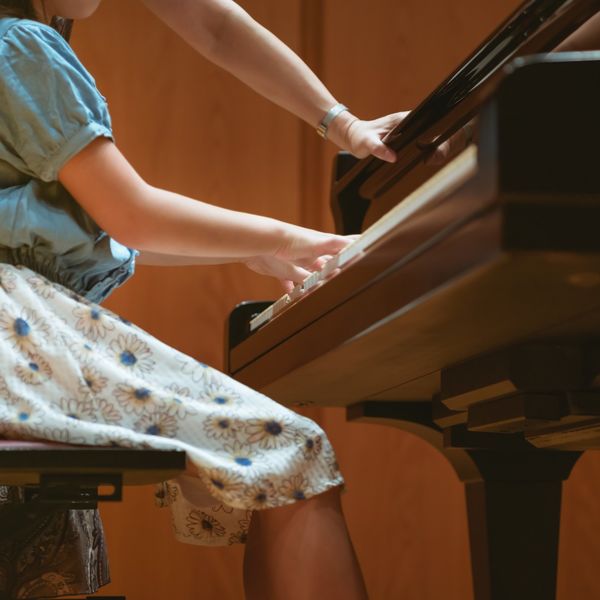 高槻のとびないピアノ教室は子供の習い事としても最適の教室です